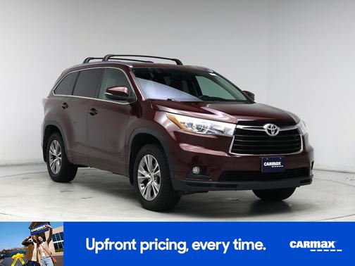 Burgundy 2015 Toyota Highlander XLE