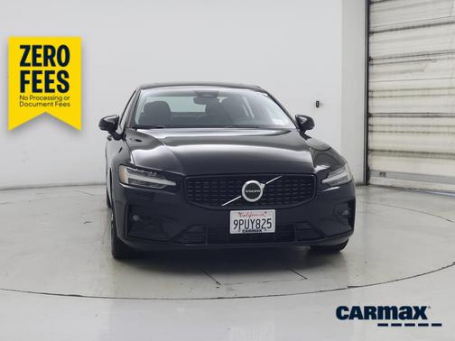 Black 2024 Volvo S60 B5 Core Dark Theme