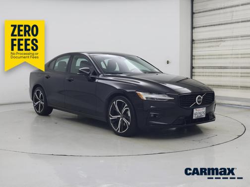 Black 2024 Volvo S60 B5 Core Dark Theme