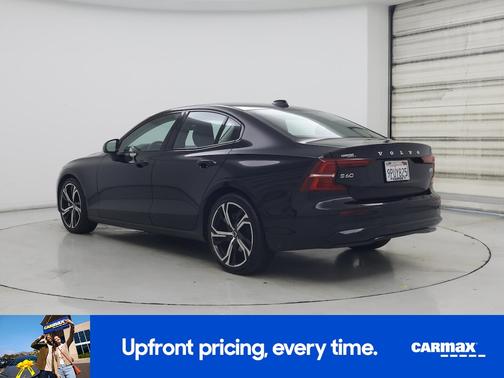 Black 2024 Volvo S60 B5 Core Dark Theme