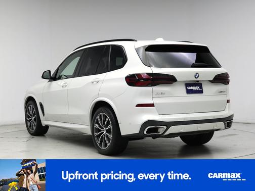 White 2025 BMW X5 xDrive40i