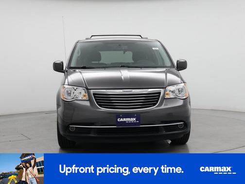 2016 Chrysler Town & Country Touring L