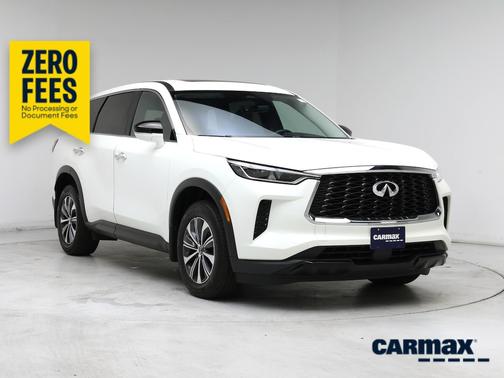 White 2024 INFINITI QX60 Pure