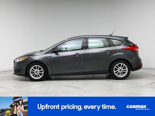 Gray 2017 Ford Focus SE