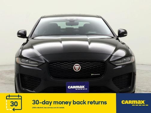 Photo 5 of 25 of 2020 Jaguar XE R-Dynamic S