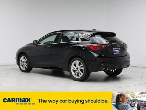 2018 INFINITI QX30 Luxury