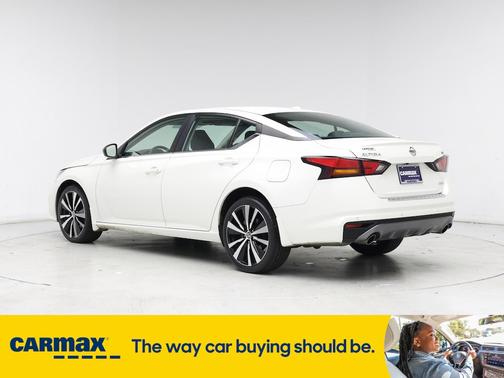 2022 Nissan Altima SR