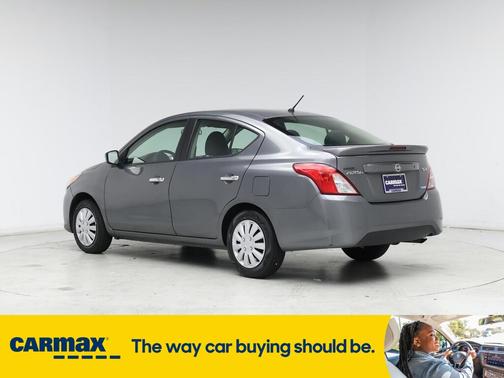 2016 Nissan Versa SV