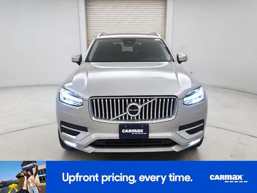 2025 Volvo XC90 B5 Core