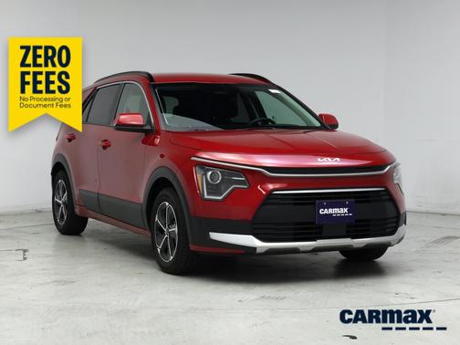 Red 2023 Kia Niro EX