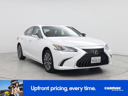 White 2025 Lexus ES 350