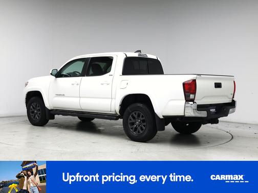 White 2022 Toyota Tacoma SR5
