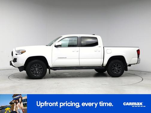 White 2022 Toyota Tacoma SR5