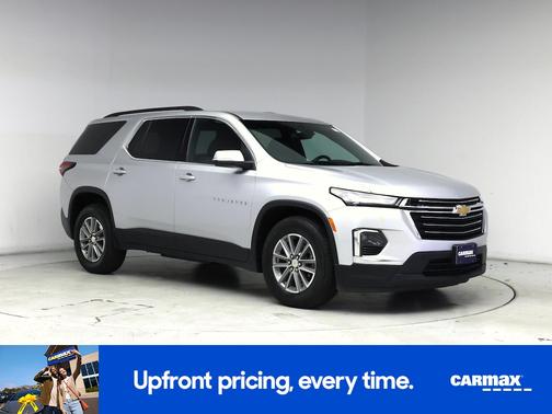 Silver 2022 Chevrolet Traverse LT Cloth