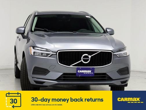 Photo 5 of 26 of 2019 Volvo XC60 T5 Momentum