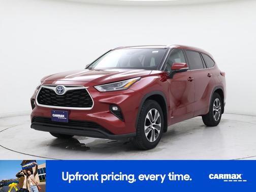 2022 Toyota Highlander Hybrid XLE