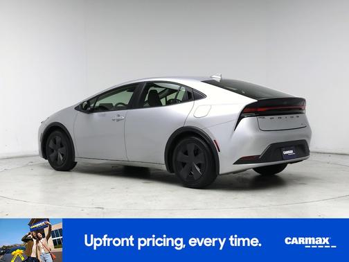 2025 Toyota Prius LE