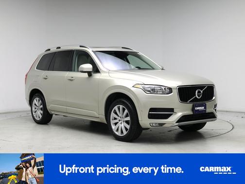 2016 Volvo XC90 T6 Momentum