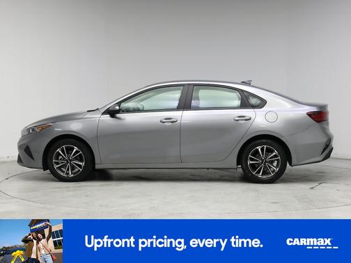 Gray 2024 Kia Forte LXS