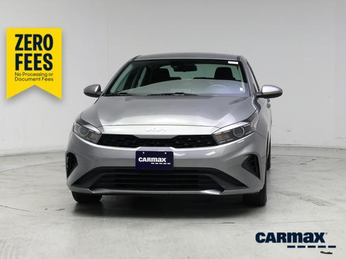 Gray 2024 Kia Forte LXS