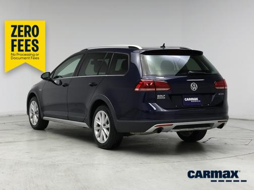 Blue 2019 Volkswagen Golf Alltrack S