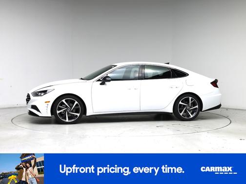White 2021 Hyundai SONATA SEL Plus