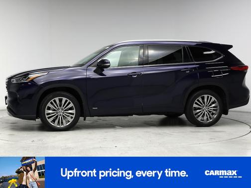 Blue 2021 Toyota Highlander Hybrid Platinum