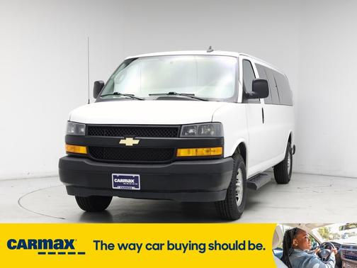 2022 Chevrolet Express 3500 LS