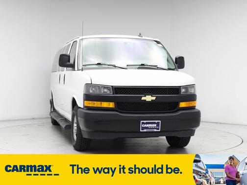 2022 Chevrolet Express 3500 LS