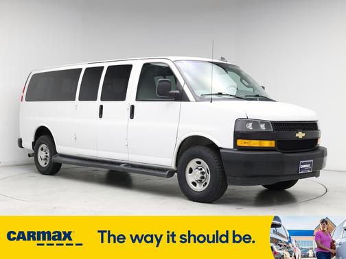 2022 Chevrolet Express 3500 LS