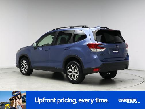 Blue 2022 Subaru Forester Premium