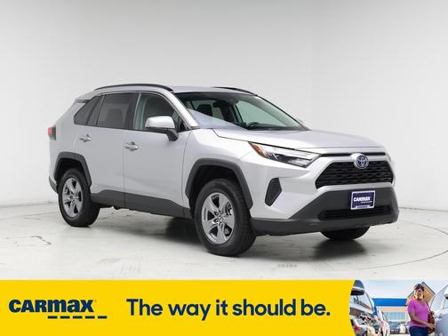 2022 Toyota RAV4 Hybrid XLE