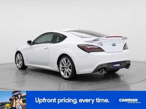 White 2015 Hyundai Genesis Ultimate