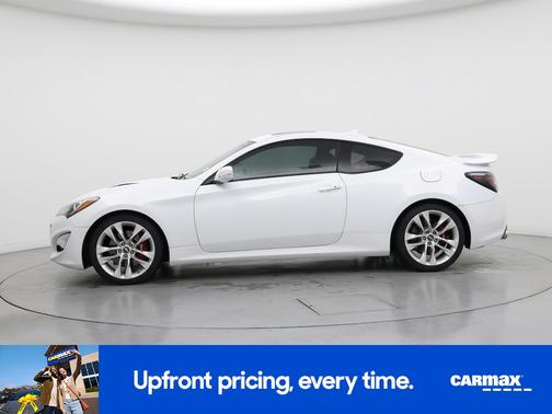 White 2015 Hyundai Genesis Ultimate