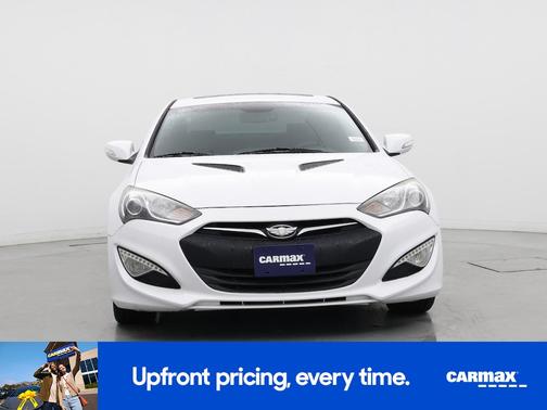 White 2015 Hyundai Genesis Ultimate
