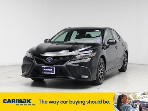 2021 Toyota Camry Hybrid SE