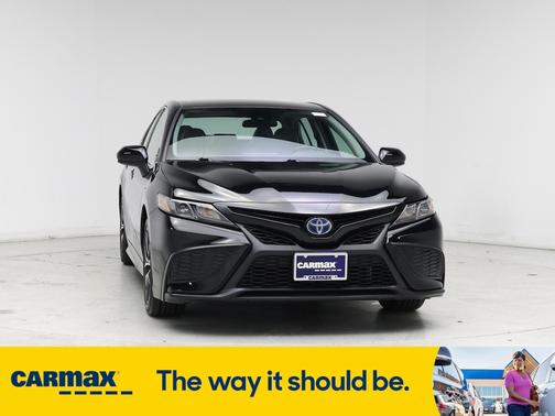 2021 Toyota Camry Hybrid SE