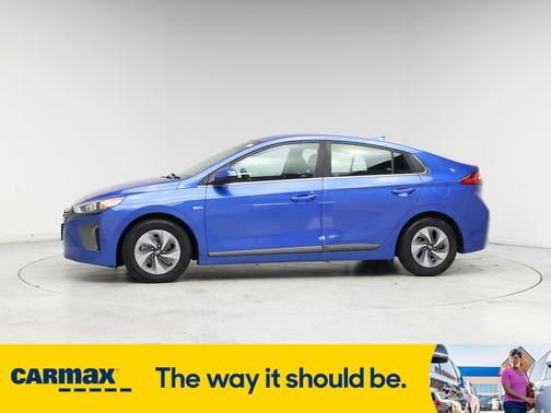 2017 Hyundai IONIQ Hybrid SEL