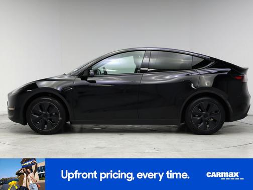 Gray 2025 Tesla Model Y Long Range