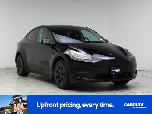 Gray 2025 Tesla Model Y Long Range