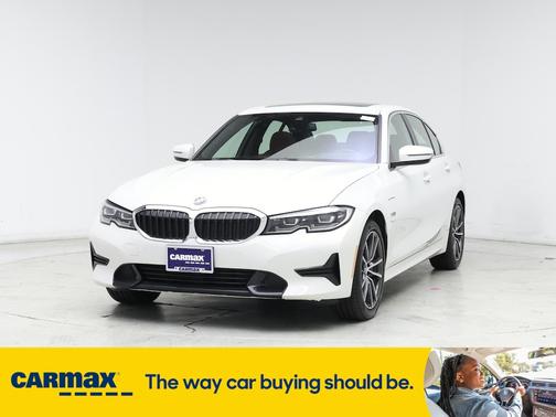 2022 BMW 330e xDrive30e