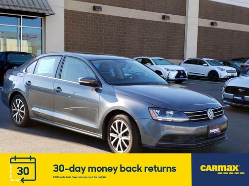 Photo 1 of 26 of 2017 Volkswagen Jetta 1.4T SE