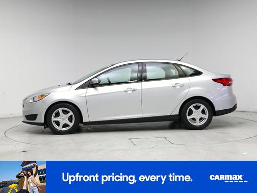 Silver 2017 Ford Focus SE