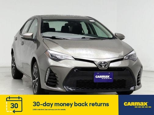 Photo 5 of 25 of 2017 Toyota Corolla SE