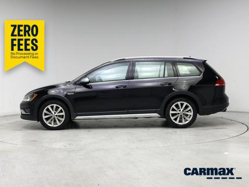 Black 2017 Volkswagen Golf Alltrack SE