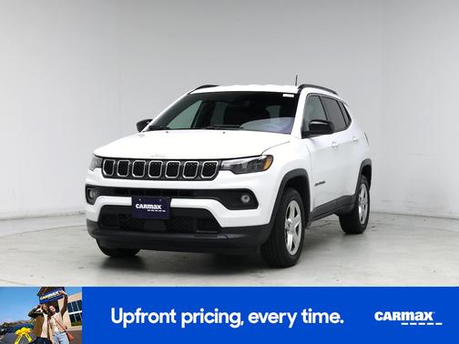 White 2023 Jeep Compass Latitude