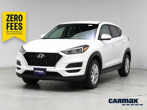 White 2020 Hyundai TUCSON SE