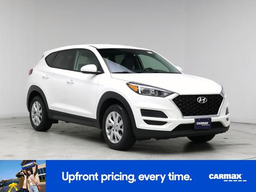 White 2020 Hyundai TUCSON SE