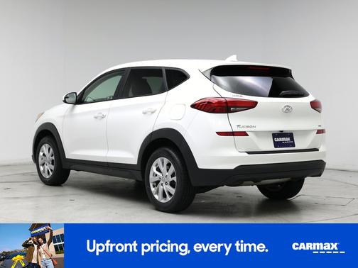 White 2020 Hyundai TUCSON SE
