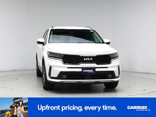 White 2023 Kia Sorento Hybrid EX